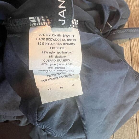 Jantzen one ps swimsuit size 14 - Picture 4 of 5